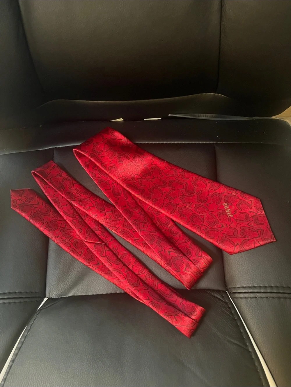 #2818* “55” Long and Bold Red Paisley Pattern Men's Tie